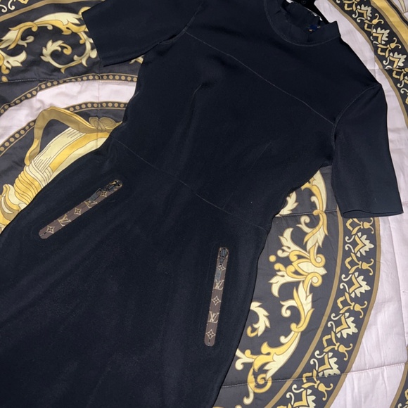 Never worn LOUIS VUITTON Fitted Dress w: receipt sz34 never worn - Picture 9 of 16